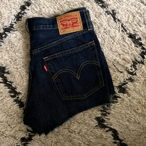 Levi jeans shorts - Picture 1 of 2